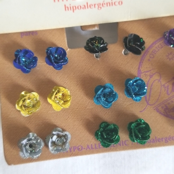 New Rose Stud Lot Earrings - Picture 4 of 5